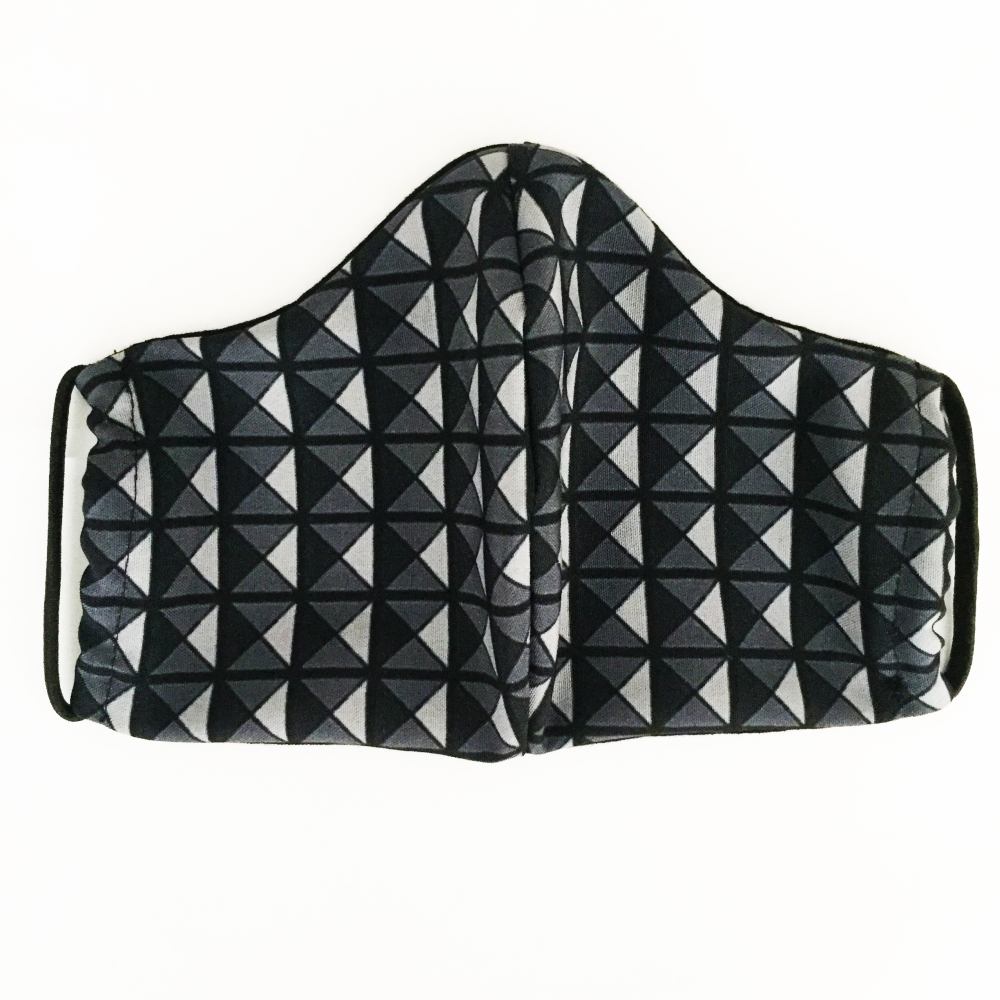 Jane Nevermore - Pyramid Stud Print Maske - Schwarz/Grau